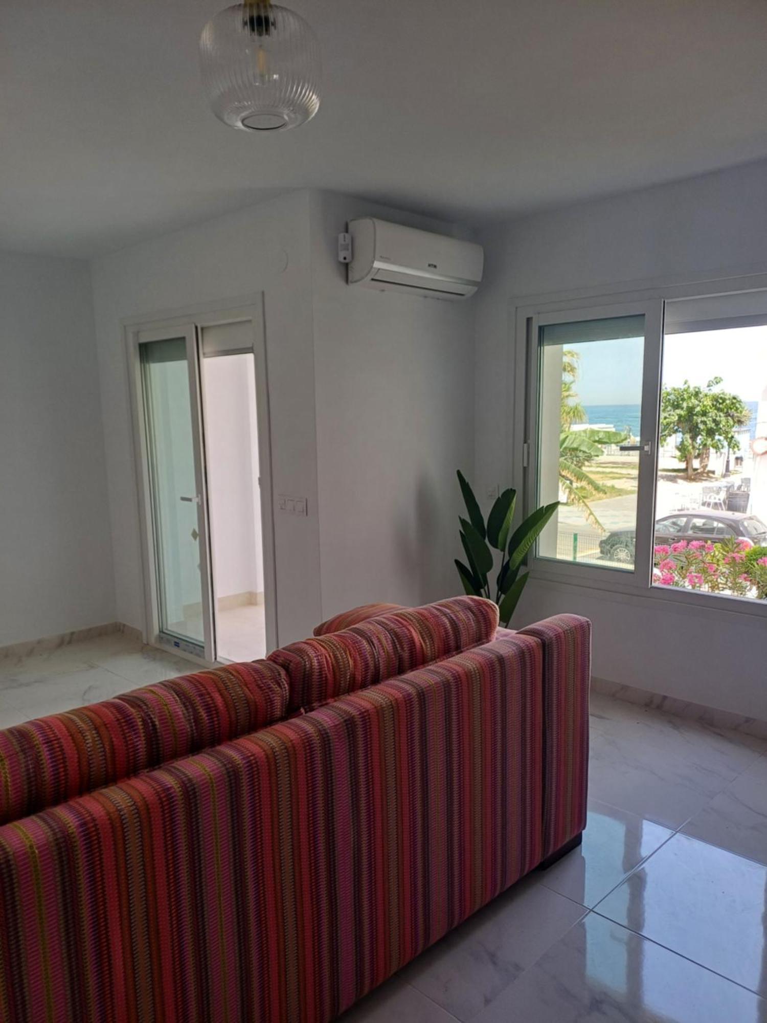 Beautiful Beachfront Newly Renovated 2 Bedroom Apartment With Swimming Pool And Garden ซานลุยส์ เดอ ซาบีนียัส ภายนอก รูปภาพ